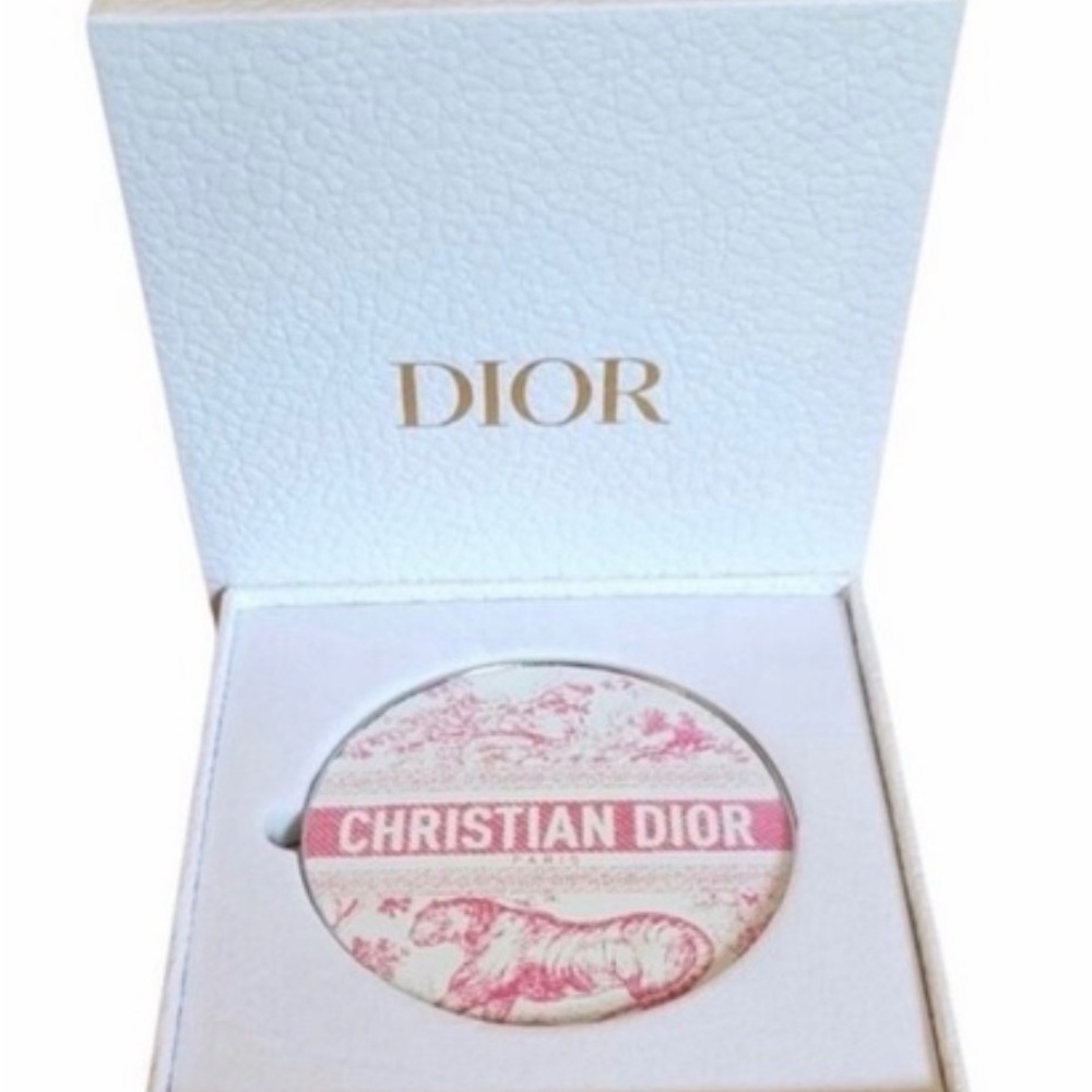 🎡🎡🎡 NIB- Dior Beauty GWP- Pink Toile de Jouy Compact Mirror
